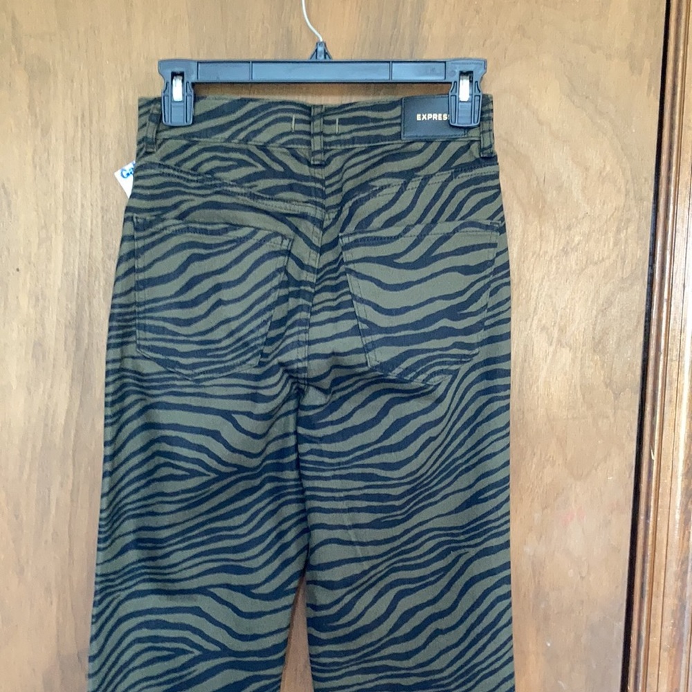 Express super high rise straight olive green black zebra animal print jean 0 - Picture 13 of 16